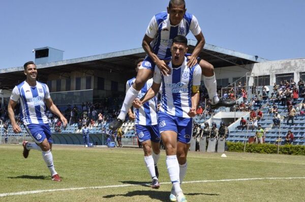 Se acordó de ganar: Sp. 2 de Mayo aguó la fiesta a Sp. Luqueño goleando por 3-0