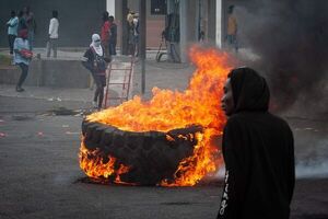 Haití vivió una jornada de tímida calma tras una semana de violencia - Mundo - ABC Color