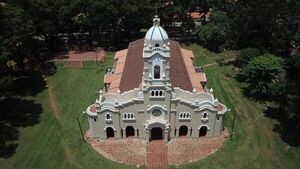 Las mil páginas de un viaje por Misiones  - ABC Revista - ABC Color