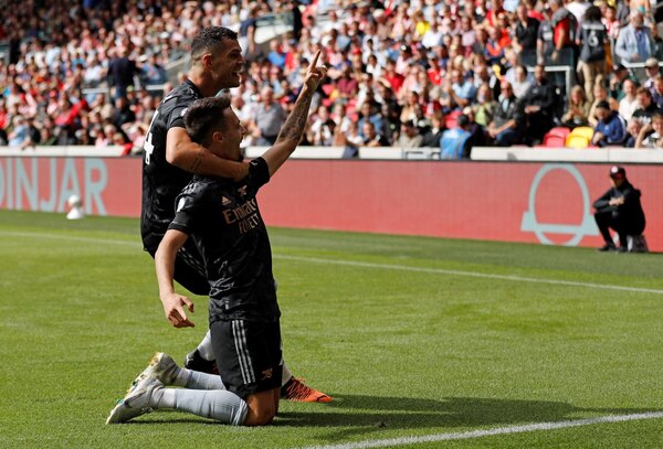 El Arsenal golea al Brentford y recupera el liderato de la Premier League