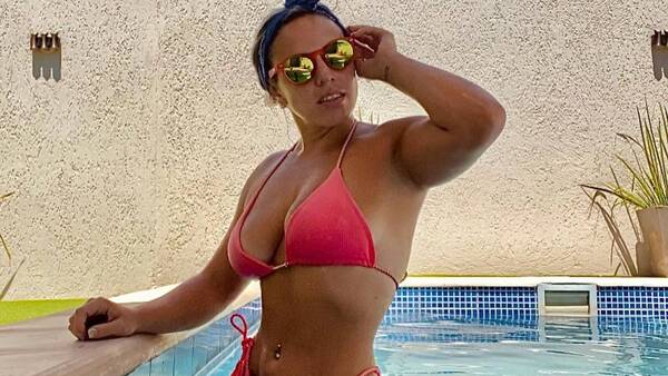 Crónica / [GALERÍA] ¡Dionoguarde! Locutora posó en traje de Eva