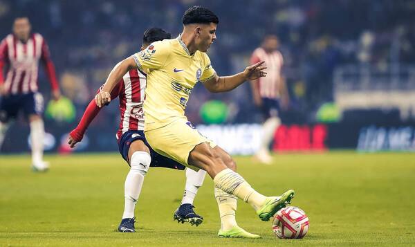 Crónica / [VIDEO] El América, con Richard Sánchez, gana el clásico "charro" y mantiene la punta