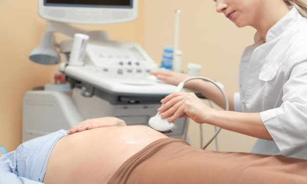 Mujeres serán obligadas a oír latidos del feto antes de abortar en Hungría - OviedoPress