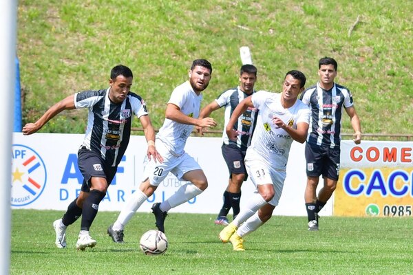 Santaní consiguió un triunfo fundamental ante Guaraní de Trinidad