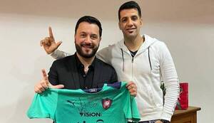 Crónica / [VIDEO] Lucas Sugo ligó una remera del Ciclón