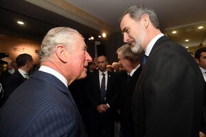 Felipe VI y Letizia llegan a Buckingham para la recepción de Carlos III - El Independiente