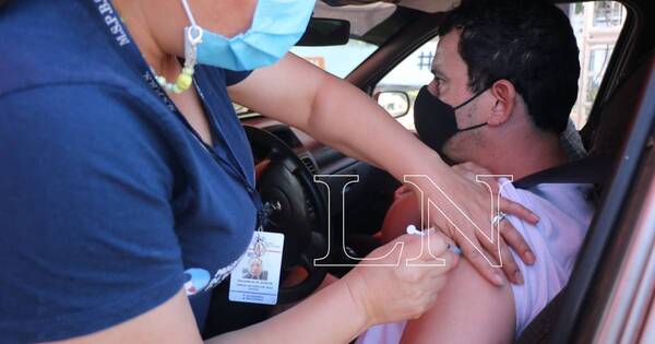 La Nación / Antigripal y anti-COVID: continúa vacunación este fin de semana en Asunción
