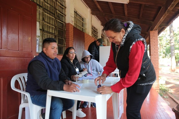 Diario HOY | Internas en PJC: cierran locales de votación y proceden al escrutinio de votos