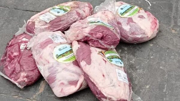 Se desata polémica por robos de carne en locales de minimarket