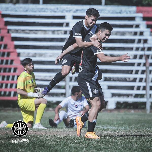 Sub 18: Olimpia lidera, Libertad lo acecha   - Olimpia - ABC Color