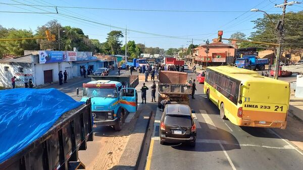 Hoy presentarían plan para bajar precio de combustibles de Petropar - Economía - ABC Color