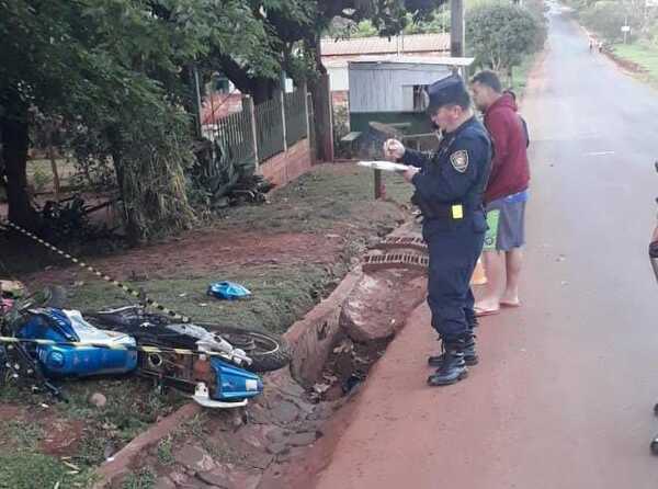 Motociclista muere en accidente de tránsito en Hernandarias - Noticde.com