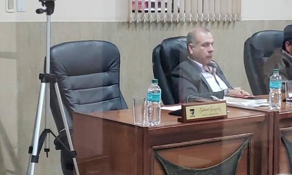 Gaby González el concejal ausente porque tiene orden de captura - OviedoPress