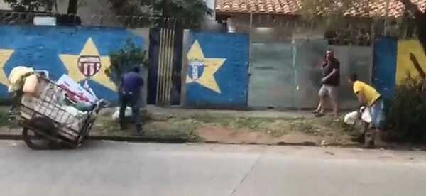 Pillan a ladrones llevándose cables de fibra óptica