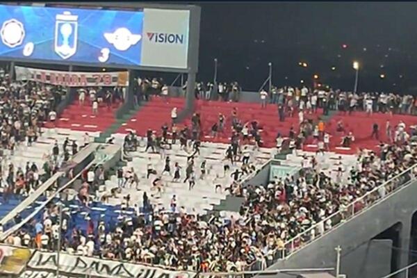 Suspenden por 10 meses a la barra de Olimpia y multan a Cardona - Megacadena — Últimas Noticias de Paraguay