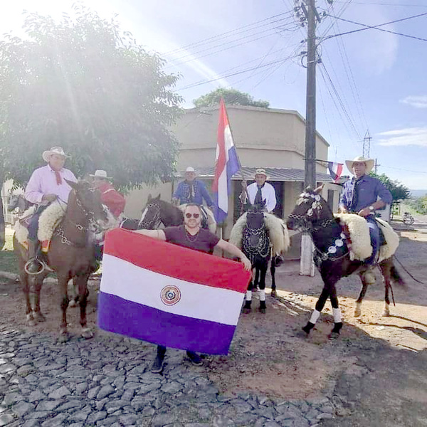 Youtuber chileno recorre el Paraguay y muestra sus tradiciones y bellezas naturales