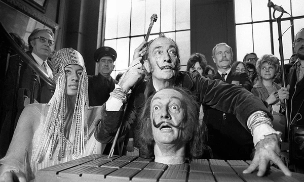 Salvador Dalí: Narcisismo, perversión y traumas sexuales - OviedoPress