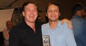 El último festejo de Néstor “Cachito” Espinoza con los campeones de América 2002