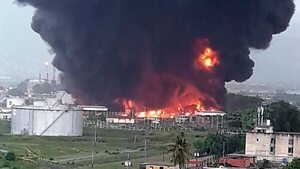 Venezuela: explosión e incendio en una refinería de PDVSA en Puerto La Cruz