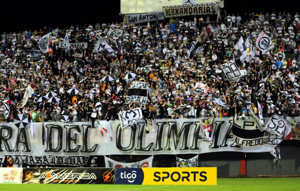 Suspenden por 10 meses a la barra organizada de Olimpia - Noticiero Paraguay