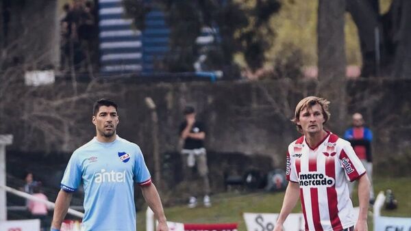 Walter Clar: "Cambié la camiseta con Luis Suárez"