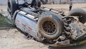 Perú: 6 personas perdieron la vida tras caída de una camioneta a un profundo abismo
