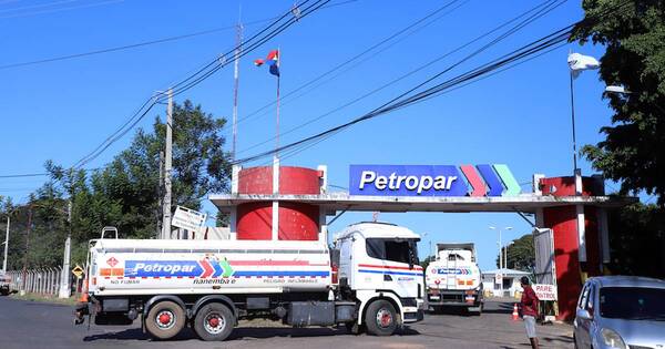 La Nación / “Ya se demostró la peligrosidad de subsidiar el combustible”