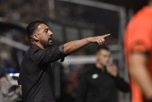 Julio Cáceres: “Perdimos esos puntos que nos dejan cerca de la punta” - Olimpia - ABC Color