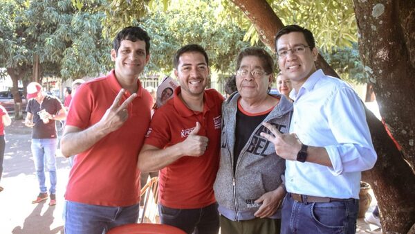 MULTITUDINARIO RESPALDO A «LANDY» Y CANDIDATOS DE HC EN HERNANDARIAS