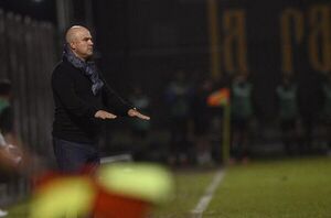 Fernando Jubero como nunca: palos a la directiva de Guaraní - Guaraní - ABC Color