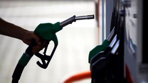 Camioneros, expectantes al proyecto de ley que busca bajar precio de combustibles - Megacadena — Últimas Noticias de Paraguay
