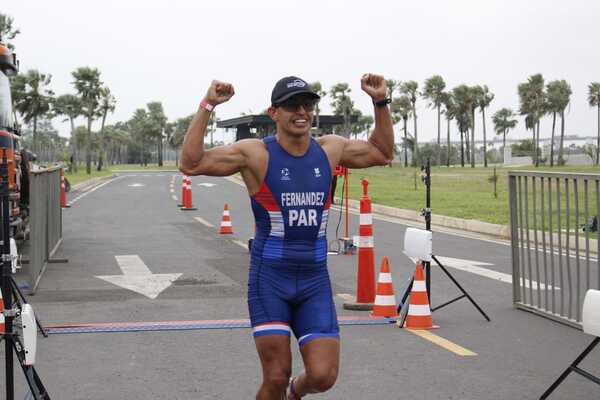 Diario HOY | Asu 2022: El equipo paraguayo de Triatlón acelera los preparativos