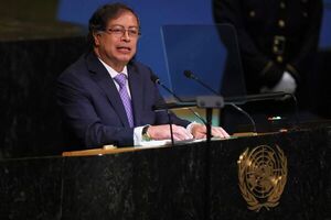 Petro pide ante la ONU acabar la “irracional” guerra contra las drogas - Mundo - ABC Color