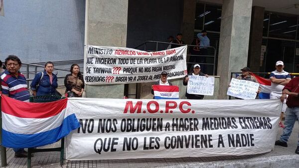 Frentistas de Tres Bocas reclaman al MOPC pago por lucro cesante - Nacionales - ABC Color