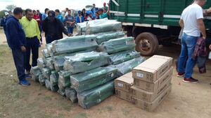 Cañicultores recibieron insumos de la Gobernación de Caaguazú luego de varias manifestaciones - Nacionales - ABC Color