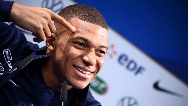 Federación francesa acepta las condiciones de Mbappé