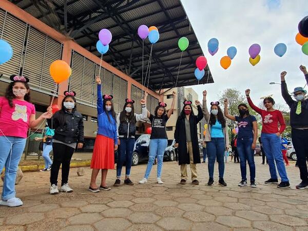 Diario HOY | Pacientes oncológicos celebran tradicional fiesta del arcoíris