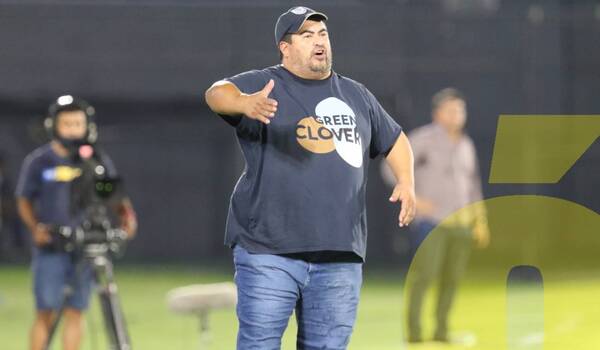 Crónica / Tras ser rajado de Ameliano, "Botellon" Garcia ya tiene nuevo club