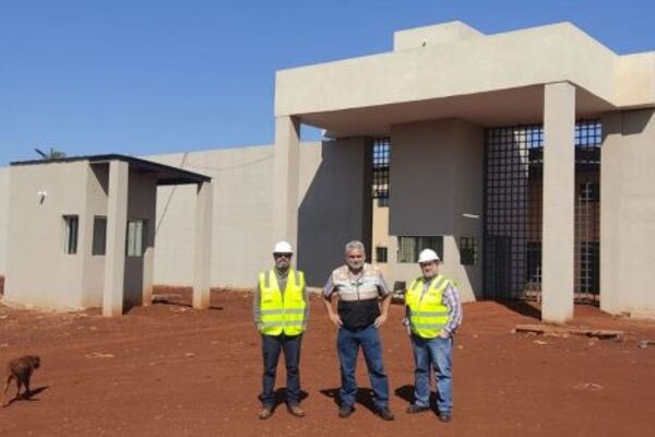 MOPC verifica instalaciones de nuevo centro penitenciario de Minga Guazú - Noticde.com