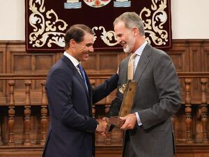 Rafa Nadal recibió el premio Camino Real de manos del rey Felipe VI - Gente - ABC Color