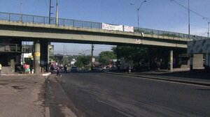 Bomberos evitaron que una joven embarazada se arroje desde el viaducto de 4 Mojones - Megacadena — Últimas Noticias de Paraguay