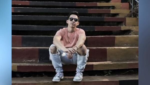 Álvaro, presenta videoclip de su tema “Inconversable” - Te Cuento Paraguay