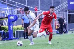 Un paranaense sube al podio con selección paraguaya de futsal FIFA - La Clave