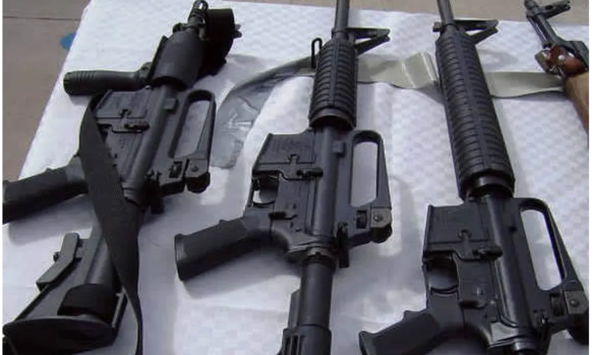 Hallan armas y municiones en la ex casa de un lider del PCC