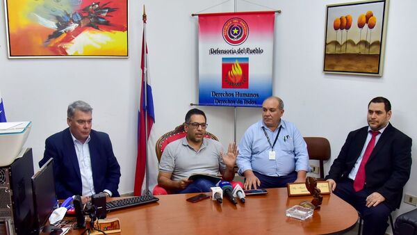Defensoría sobrepasa ley y declara objetores hasta a los extranjeros