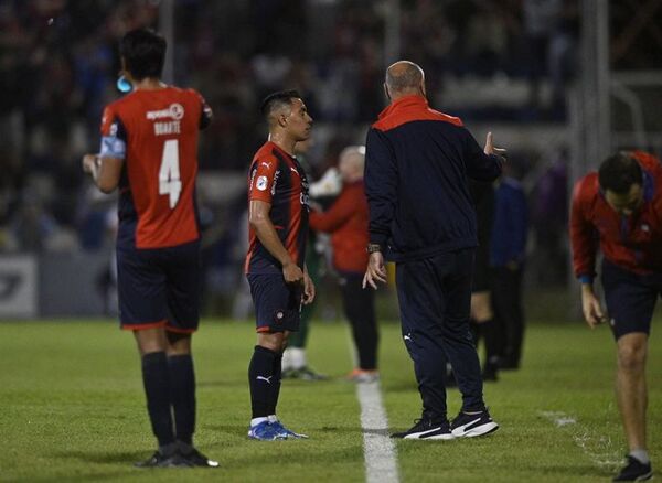 La convocatoria a Ángel Cardozo Lucena: “Veo en buena forma” - Cerro Porteño - ABC Color