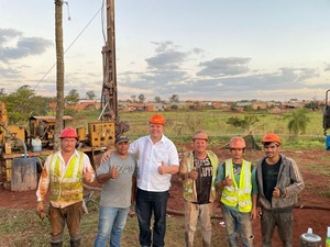 Juancho Acosta destacó récord: "En seis meses se perforaron más pozos de lo que hicieron la gobernación y la municipalidad juntos"