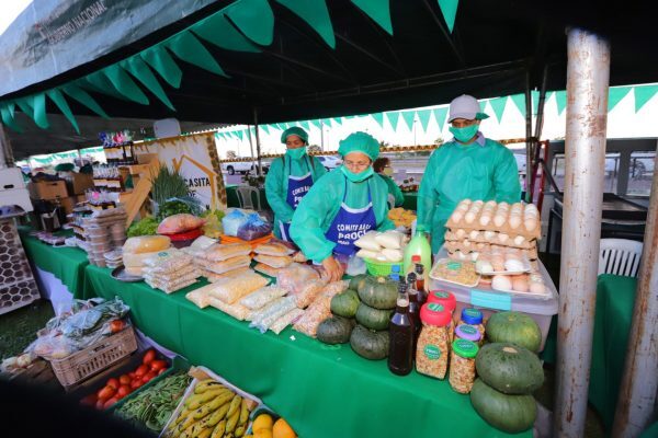 Feria de la Agricultura Familiar Campesina por el «Día de la Primavera y Juventud», es hoy - ADN Digital