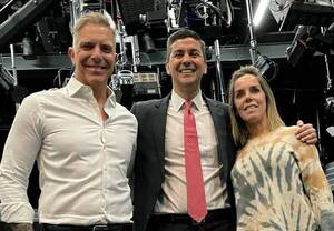 Crónica / En un programa de tv en Argentina presenta a Peña como el "futuro presidente del Paraguay"