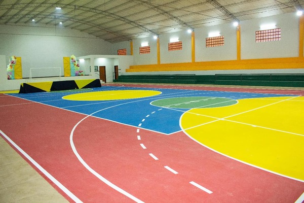 Inauguran moderno Polideportivo del Colegio Nacional San Miguel en Cambyretá